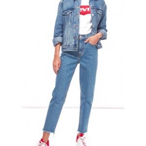 Levi’s Mom Jean Straight Leg Button Fly High Rise Size 31